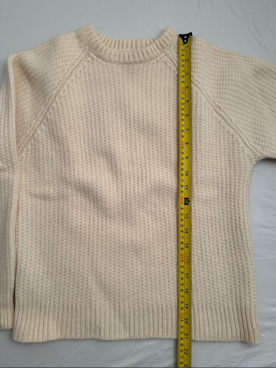 &Daughter ecru merino wool and cashmere crew neck raglan sleeve sweater - Picture 6 of 12